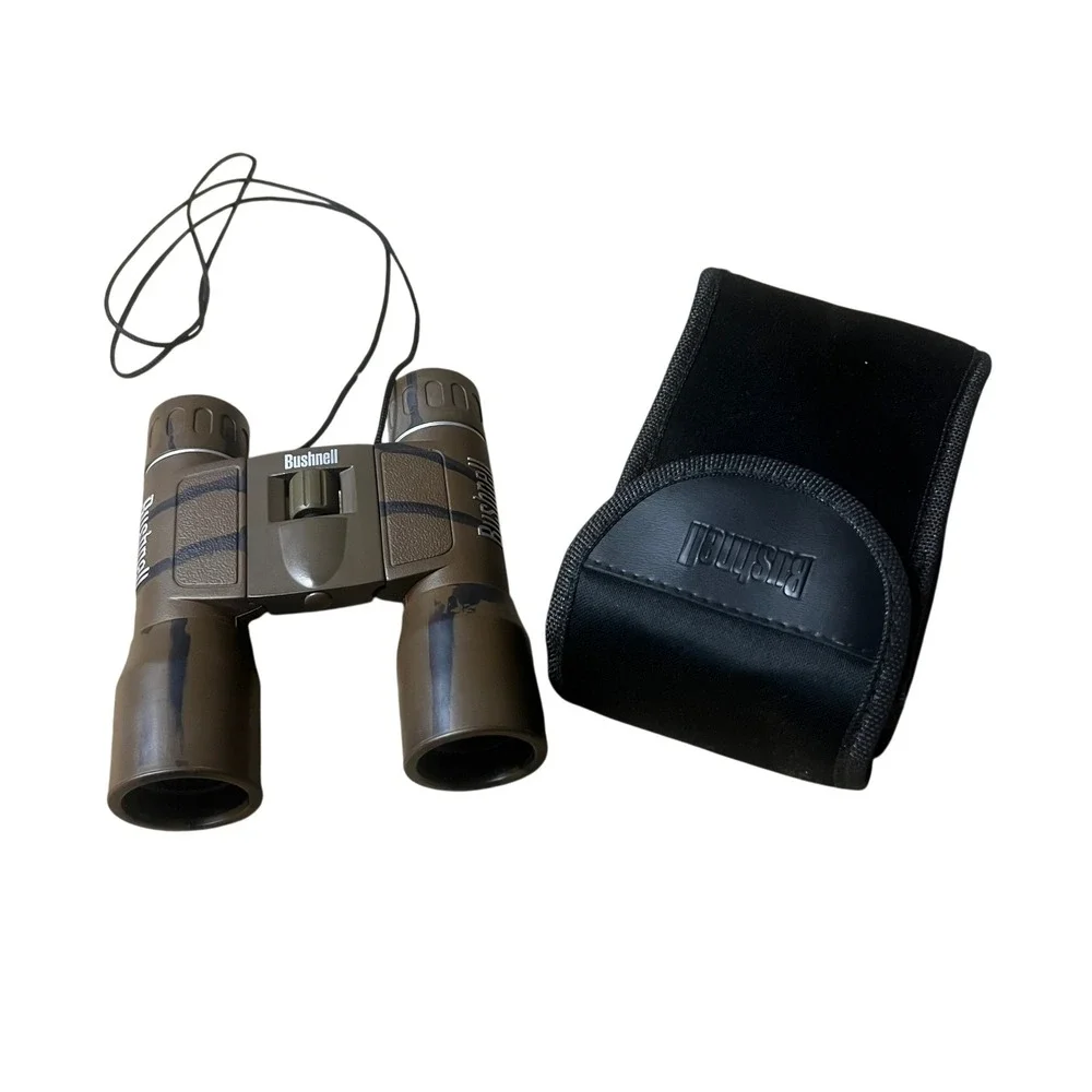 Bushnell Camouflage Compact Binoculars Roof Prism with Black Carrying Case